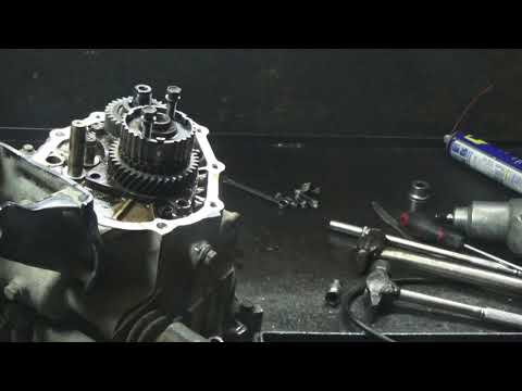 Видео: ОЧЕНЬ СИЛЬНО ГУДЕЛА .Тойота Королла. Разбор коробки передач. Часть 1.Советую посмотреть .