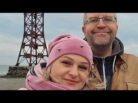 Видео: На прогулку с мужем. Территория требует уборки. Дорога с препятствием.