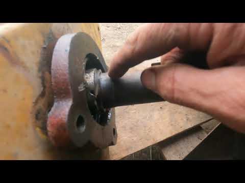 Видео: Міні комбайн САМПО 500 ,щоб вийняти розрізав підшипника, хитрість корпуса і шківа)))