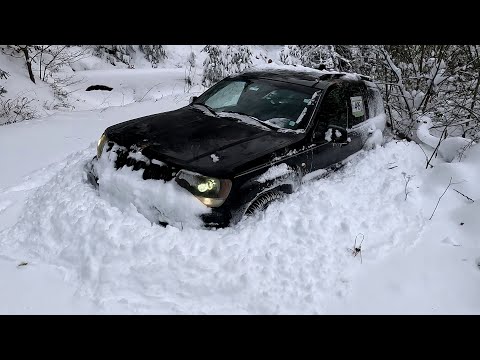 Видео: Снежни предизвикателства (първи влог) Jeep Grand Cherokee V8,Nissan Terrano