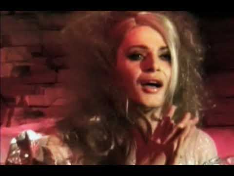Видео: Гертруда -  артист травести