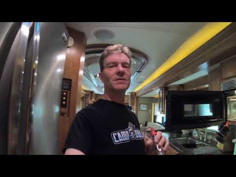 Видео: Решения для отсутствия воды в автобусе, а также небольшой показ и рассказ о моем барбекю на колесах￼