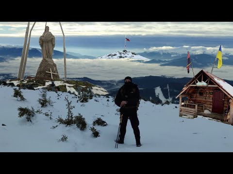 Видео: Путешествие в горах. Гора Синяк и гора Хомяк по горному хребту за один день, 35 км пешком в горах