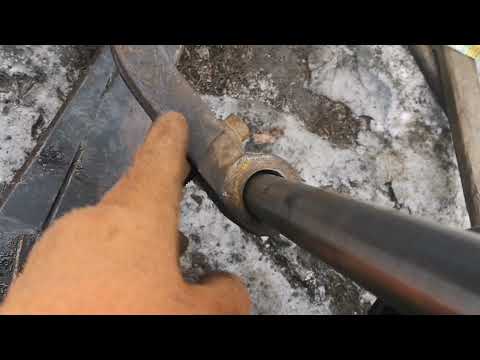 Видео: почему ламает вал навески на тракторе??? 2 (две)главные причины