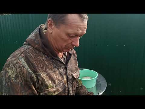 Видео: Устройство  поворотного   механизма  ,  в  медогонке  - 4 р.  авто  220в .  "МЕДУНИЦА "