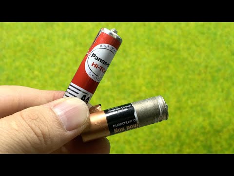 Видео: Как вернуть аккумулятору 1,5 В состояние нового! Утилизируйте использованные батарейки типа АА 1,5 В