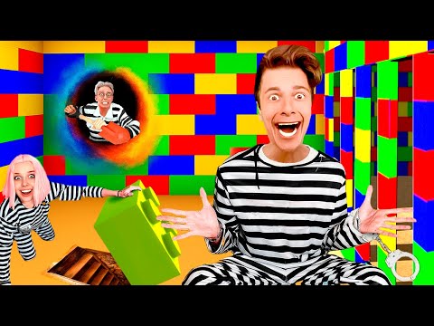 Видео: ПОБЕГ из тюрьмы из LEGO, картона и пенопласта!!