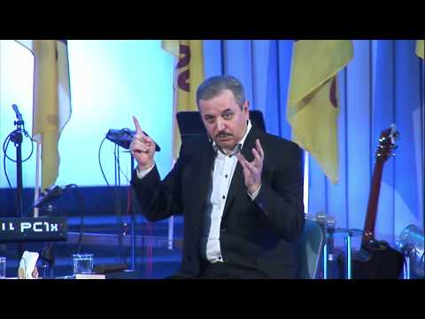 Видео: Филипп Савочка — Ответы на вопросы, Чемпион-8 (2017)