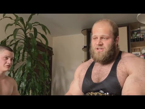 Видео: Андей Смаев про работу тренером, доходы от ютуба, дом в деревне. Стрим за 22.03.2025