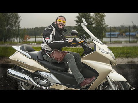 Видео: Honda SilverWing 600. Очень даже ничего