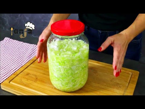 Видео: Квашеная капуста из банки, готова за 7 дней! Полный витаминов, натуральных пробиотиков и лекарств!