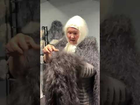 Видео: пуховые платки 89044290757, 89023810202 whats app, любые пуховые изделия в наличии и на заказ,скидки