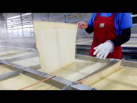 Видео: Урожай! Массовое производство рулетов из кожицы тофу и соевого творога (без ГМО) - Тайваньская еда