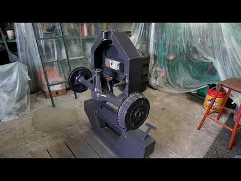 Видео: Самодельный мини погрузчик. Покраска.