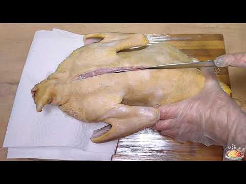 Видео: ЭТОТ РЕЦЕПТ ЛУЧШИЙ ЧТО МОЖНО ПРИГОТОВИТЬ ИЗ УТКИ.😍 БЕЗ КОСТИ ,С  АЙВОЙ И ЛУКОВОЙ ВИНОЙ НАЧИНКОЙ!