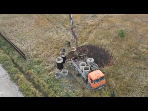 Видео: Бурение колодца машиной в Дмитровском районе