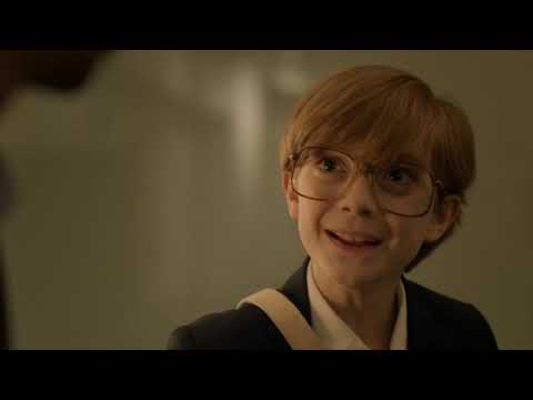 Видео: Мужчина ищет женщину | Скетч с отсылкой к фильму "шестое чувство" (Man Seeking Woman so3eo5)