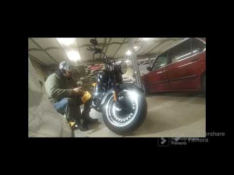 Видео: Зимняя консервация Harley-Davidson Fatboy Gansta Style.