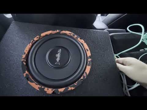 Видео: Обзор/прослушка на подсидельный активный сабвуфер  DL AUDIO Barracuda 8A Underseat