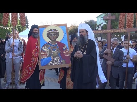 Видео: Тържество по посрещане на икона на св. Георги Зограф в гр. Белоградчик.Първа копкана за нов храм.