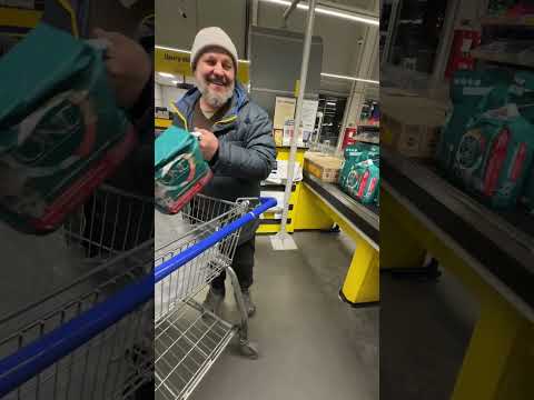 Видео: Закупка корма 🤗