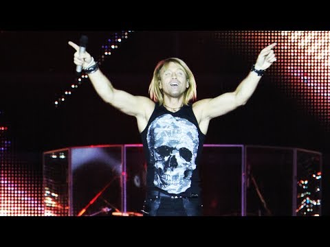 Видео: Даруючи щастя і душу: Олег Винник відіграв запальний концерт у Франківську