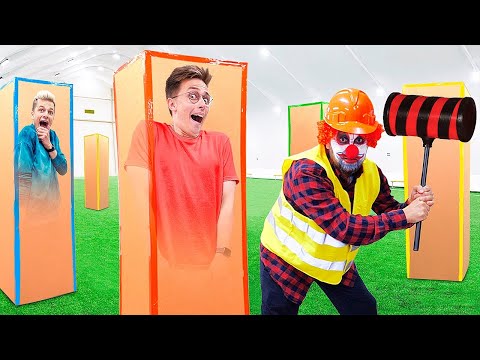 Видео: ЭКСТРЕМАЛЬНЫЕ ПРЯТКИ В КОРОБКАХ от Клоунов ЧЕЛЛЕНДЖ !