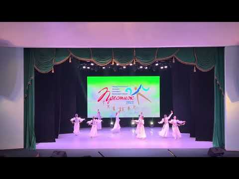 Видео: Якутский приветственный танец «Э5эрдэ ункуутэ»