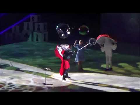 Видео: Мы на сказке на льду/ Алиса в зазеркалье/ полная версия