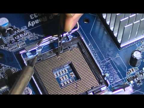 Видео: Ремонтируем контакты на 775 сокете.