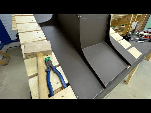 Видео: Фартук дымохода плоскогубцами и молотком за 2 часа