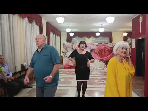 Видео: Только будь со мной
