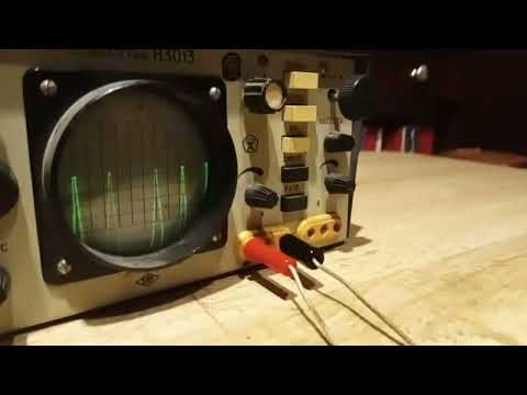 Видео: Осциллограф Н3013 (школьный). Обзор и испытание.