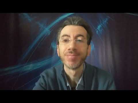 Видео: Должен ли богатый, статусный мужчина быть эмпатичным, чутким супругом?