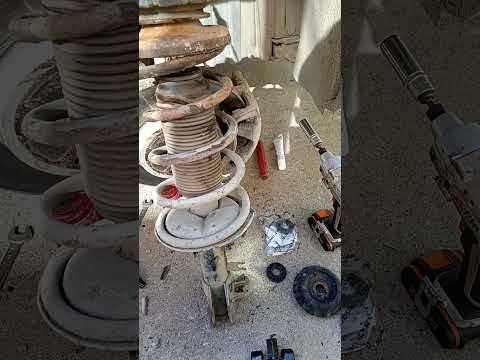 Видео: Особенности сборки стойки подвески сузуки sx4. Стойка(чашка), подвеска suzuki sx4