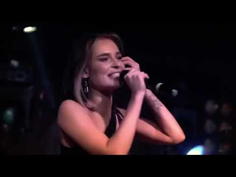 Видео: Севиль Чувства (Cover ) Artik Asti SEVILLE #новаяAsti #ArtikAsti #ГАРМОНИЯ #CO2