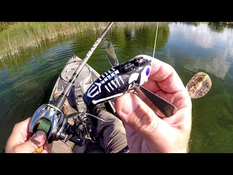 Видео: Этот жуткий гусеничный аппарат поймал кучу рыбы!