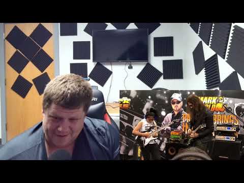 Видео: РЕАКЦИЯ НА - Кико Лоурейро и Li-sa X вживую на NAMM 2018 ОНА ПРОСТО ЕГО РАЗОБЛАЧИЛА!!!