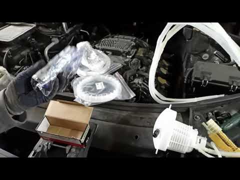 Видео: Мерседес GL500 замена бензонасоса