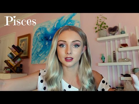 Видео: Рыбы | Люди смотрят на вас совсем иначе. Гадание на Таро вне времени