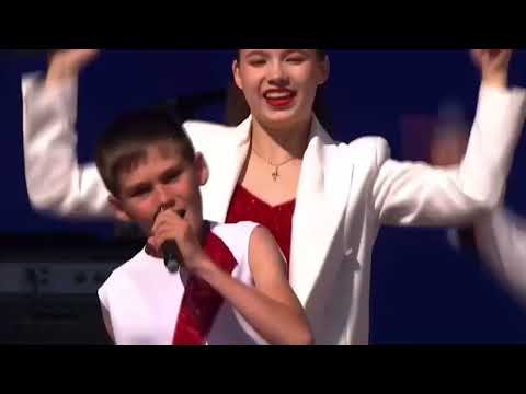 Видео: Образцовый эстрадный ансамбль "Серпантин" - Попурри