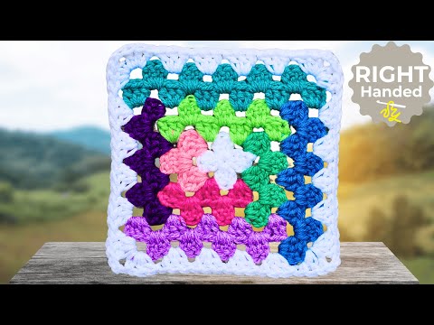 Видео: Как сделать эффектный квадратный бревенчатый домик