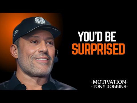Видео: Избегающие преследуют — как заставить их это сделать | Мотивационная речь Тони Роббинса
