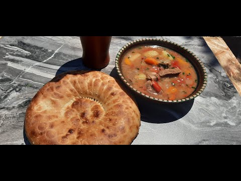 Видео: Узбекская шурпа на природе! Готовим с удовольствием!