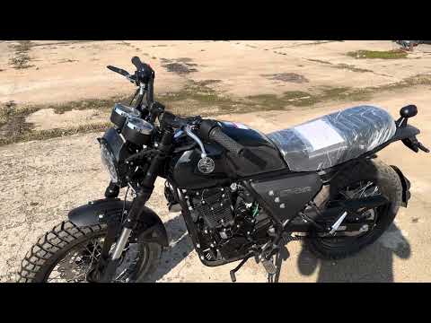 Видео: Обзор мотоцикла RACER RC300-GY8H TRIUMPH 300