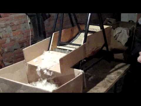 Видео: Трепка шерсти