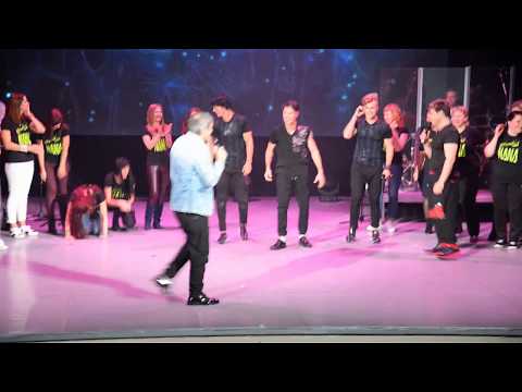 Видео: группа НА-НА. Дельфины, НА-НА-НА. Концерт Планета КВН 22.10.17