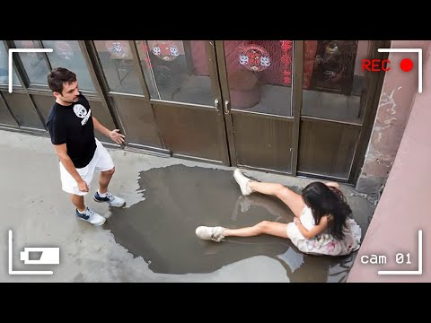 Видео: САМЫЕ НЕЛЕПЫЕ МОМЕНТЫ, СНЯТЫЕ НА КАМЕРУ НАБЛЮДЕНИЯ