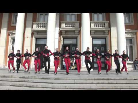 Видео: Masters of the Dance на пролетен концерт в Перник