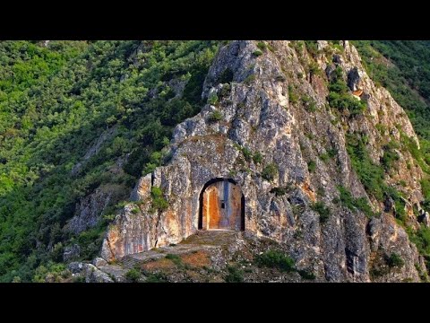 Видео: Турция. КАПЫЛЫКАЯ - скальная гробница. октябрь. 2024 год.